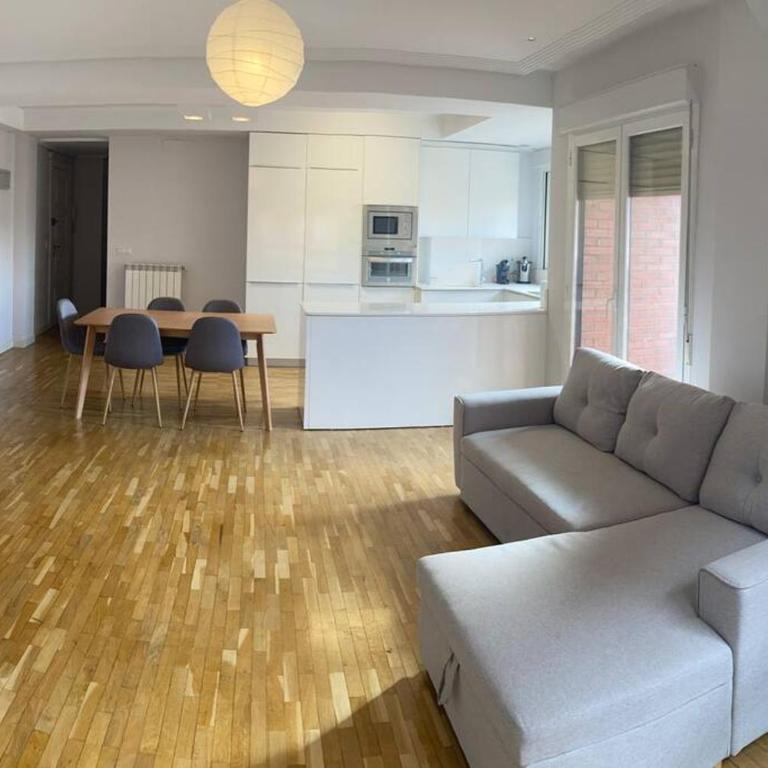 Precioso apartamento en Logroño - Apartamento de 3 dormitorios - 2