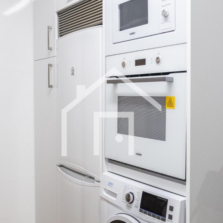 Ático Quintana II - con terraza, en el centro con Wifi y garaje - Apartamento con ducha - 34