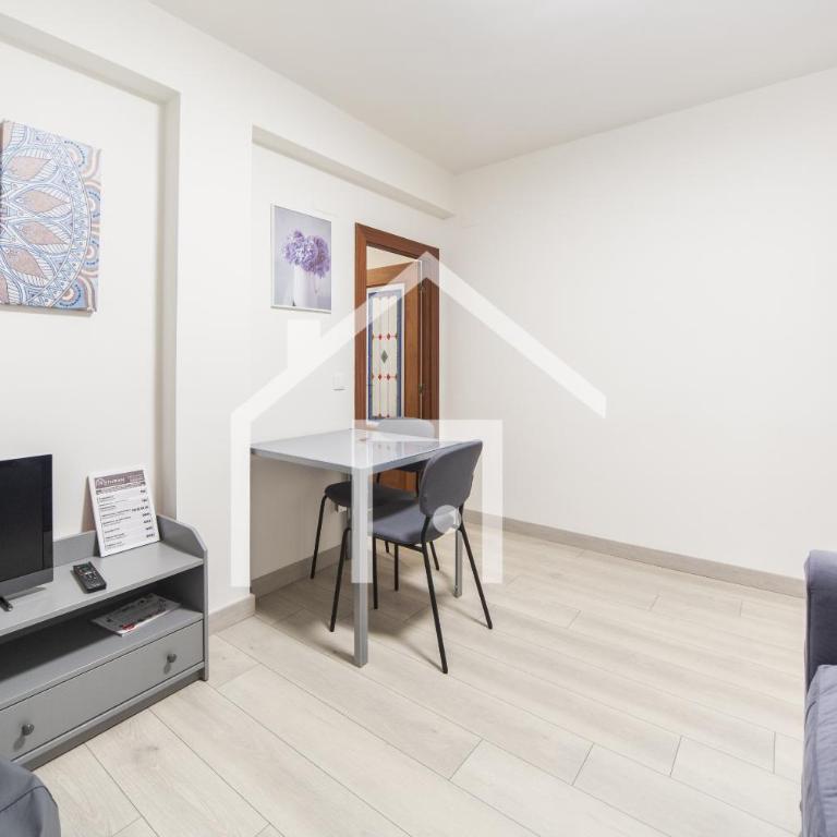 Ático Quintana II - con terraza, en el centro con Wifi y garaje - Apartamento con ducha - 16