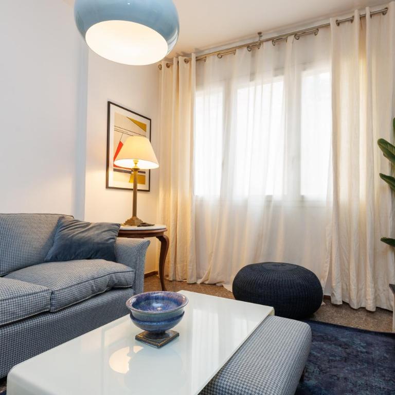 Housalia Gracia 2 - Three-Bedroom Apartment - 11
