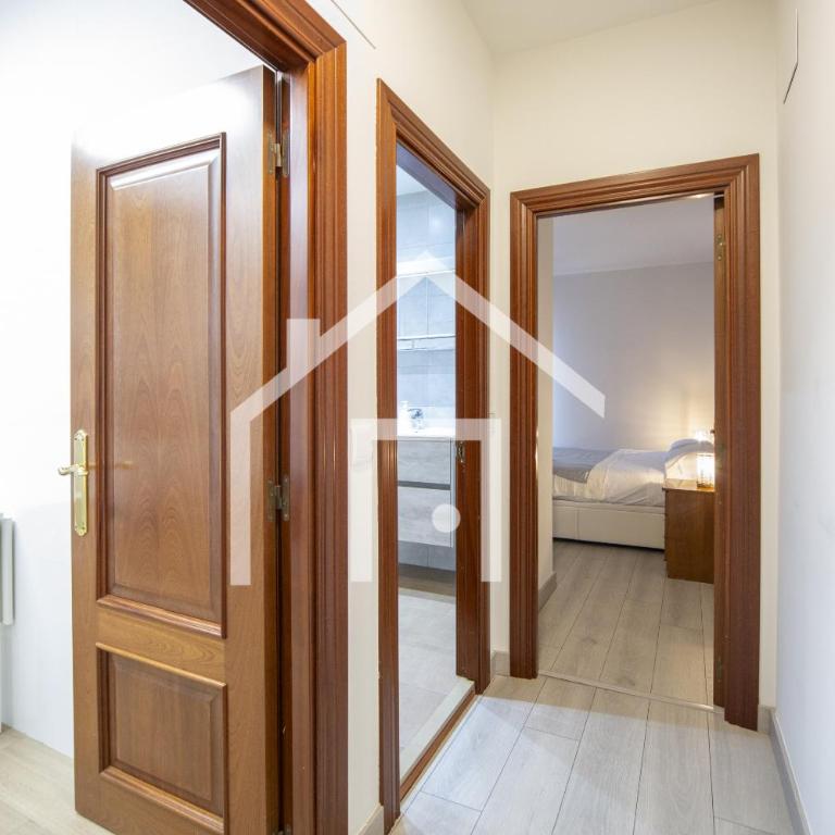 Ático Quintana II - con terraza, en el centro con Wifi y garaje - Apartamento con ducha - 25