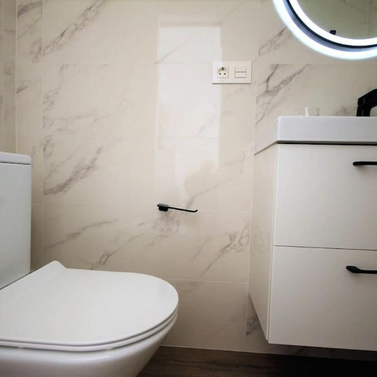 Yamato Apartment Albir - Two-Bedroom Apartment - 11