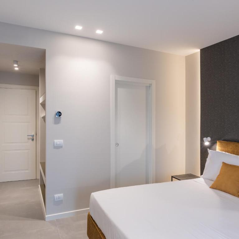 Il Pumo - Apulian Rooms Bari Savoia - Double Room with Balcony - 14
