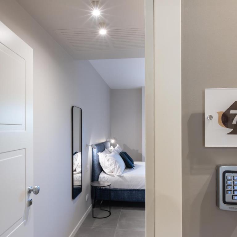 Il Pumo - Apulian Rooms Bari Savoia - Double Room with Balcony - 1