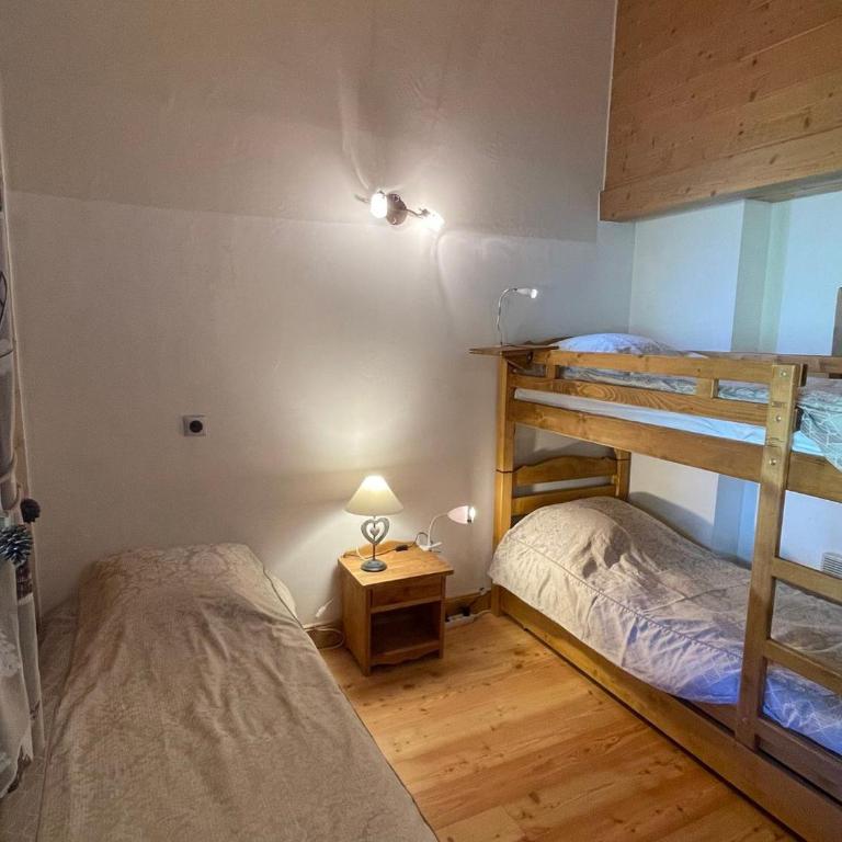 Duplex 4 pièces avec garage près des pistes - Appartement 3 Chambres - 11
