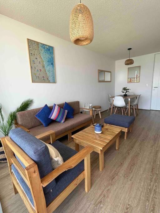 Departamento de playa con piscinas en condominio - Three-Bedroom Apartment - 4