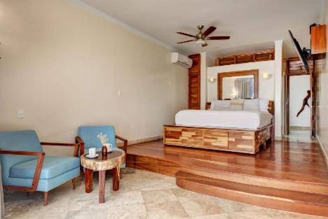 Casa de Playa- transportation & cooks included! - Villa - 11