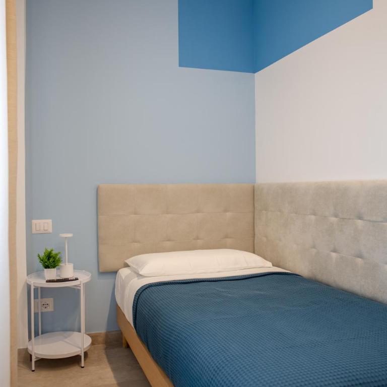 633 APPIA DESIGN ROOM - Single Room with Private Bathroom - 12