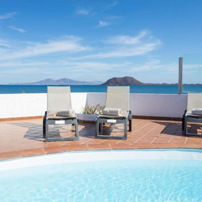 Villa Remos with Beachfront Views Private Heated Pool Fast Wifi BBQ by Amazzzing Travel - Villa - 1