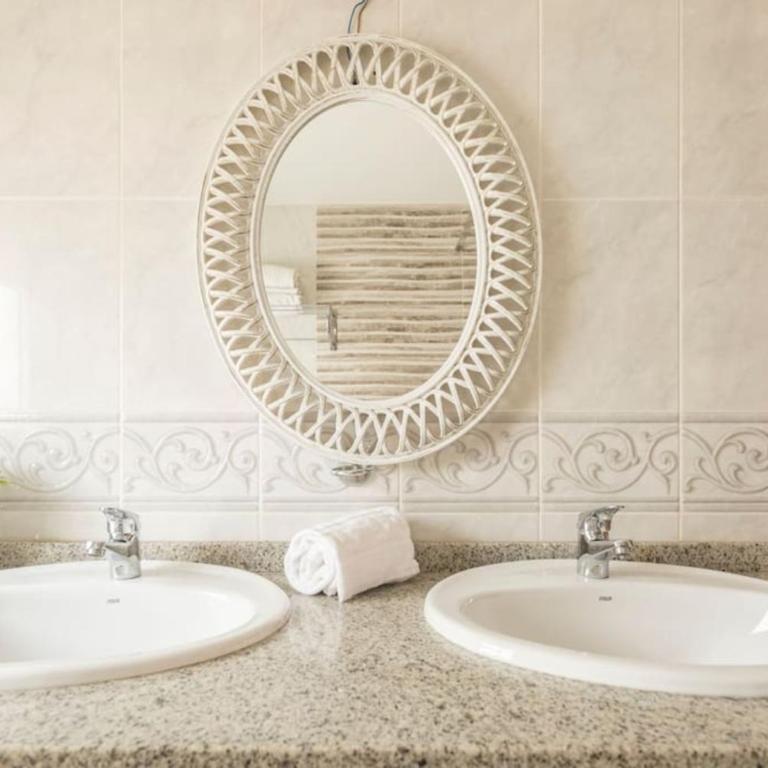 Villa Remos with Beachfront Views Private Heated Pool Fast Wifi BBQ by Amazzzing Travel - Villa - 8