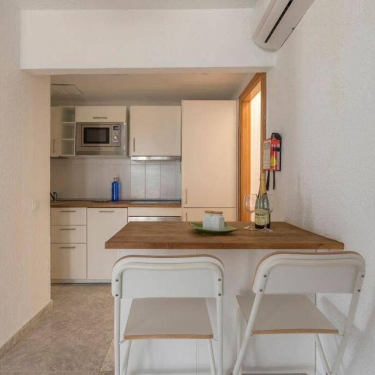 Villa Remos with Beachfront Views Private Heated Pool Fast Wifi BBQ by Amazzzing Travel - Villa - 19