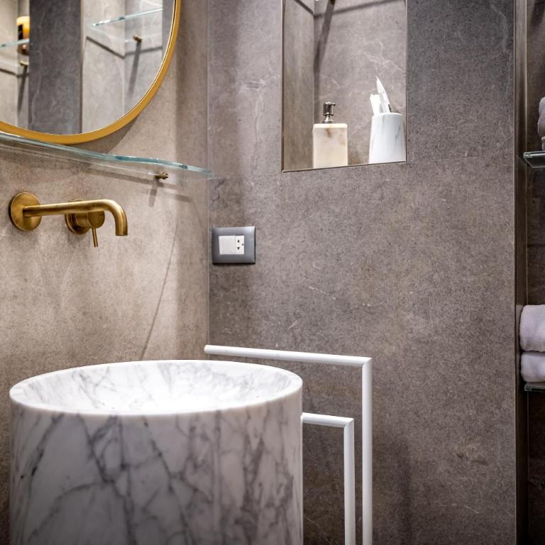 Le Torri by Dimora Collection - 18th-Century Palazzo Suites in Florence - Adults Only - Junior Suite Deluxe - 10