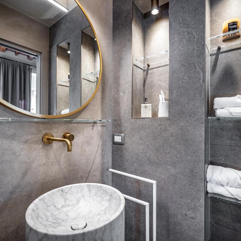 Le Torri by Dimora Collection - 18th-Century Palazzo Suites in Florence - Adults Only - Junior Suite Deluxe - 9