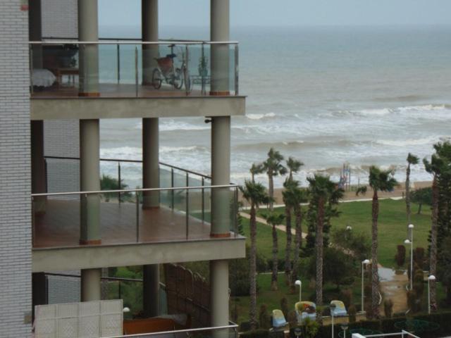 Apartamentos varios con 2 dorm en Marina Dor , la playa de Amplaries 47 , vista lateral al mar - Apartamento de 2 dormitorios - 19