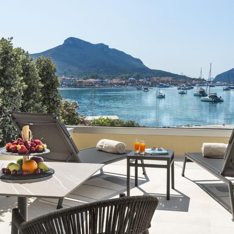 Gabbiano Azzurro Hotel & Suites - Camera Deluxe Matrimoniale/Doppia con Letti Singoli con Vista Mare - 1