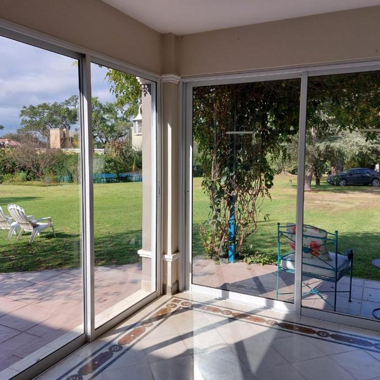 LA CASA DE LAS FLORES - Six-Bedroom House - 12