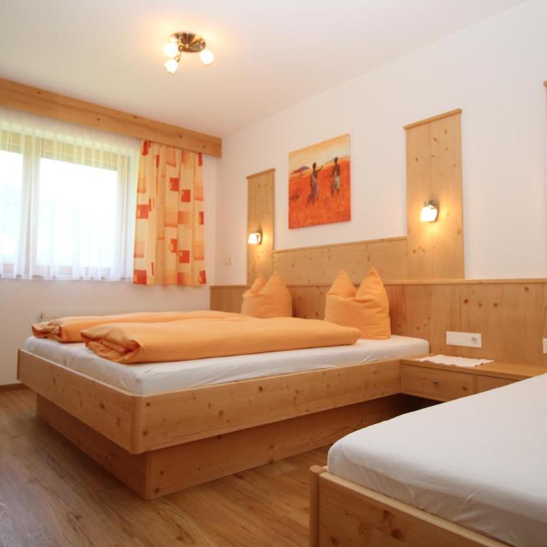 Haus Annemarie Schiestl - Three-Bedroom Apartment - 14
