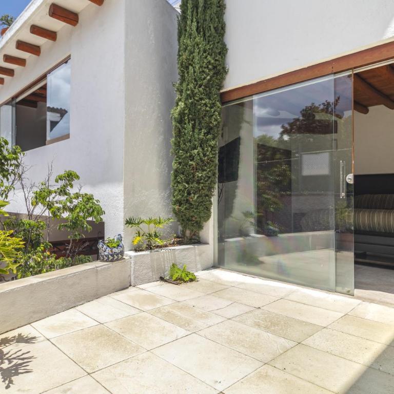 Top location with private pool - Vacation Home - 17