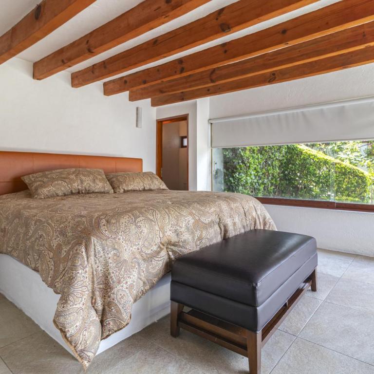 Top location with private pool - Vacation Home - 3