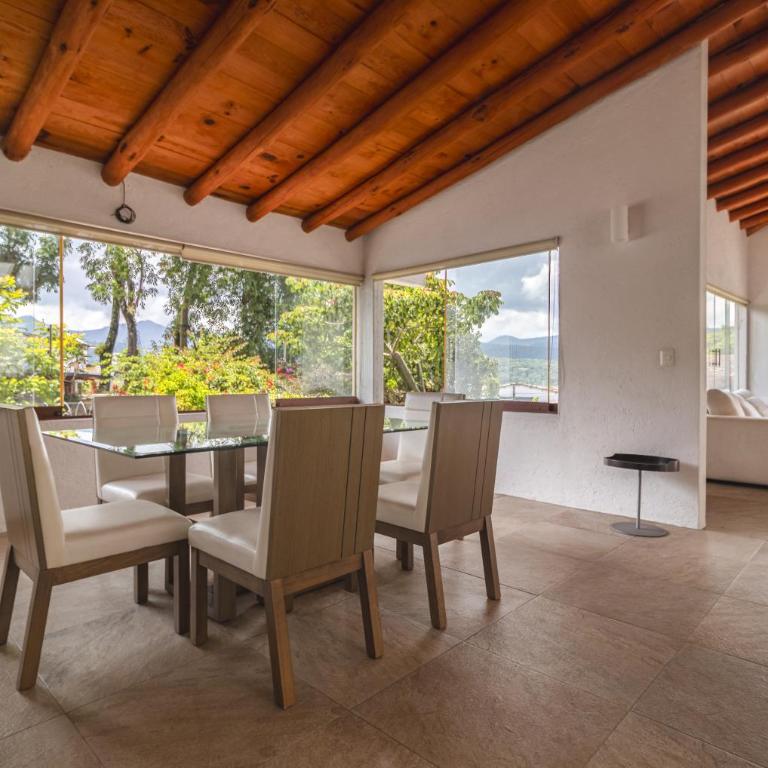 Top location with private pool - Vacation Home - 4