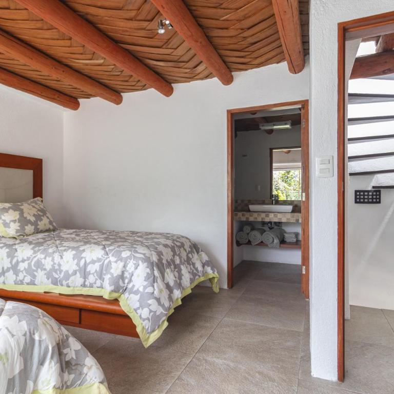 Top location with private pool - Vacation Home - 57