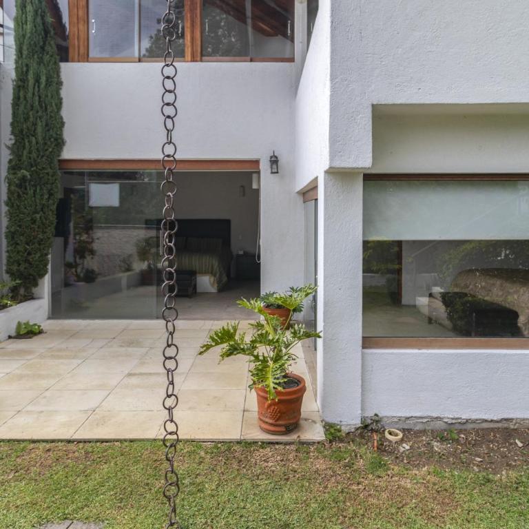 Top location with private pool - Vacation Home - 77