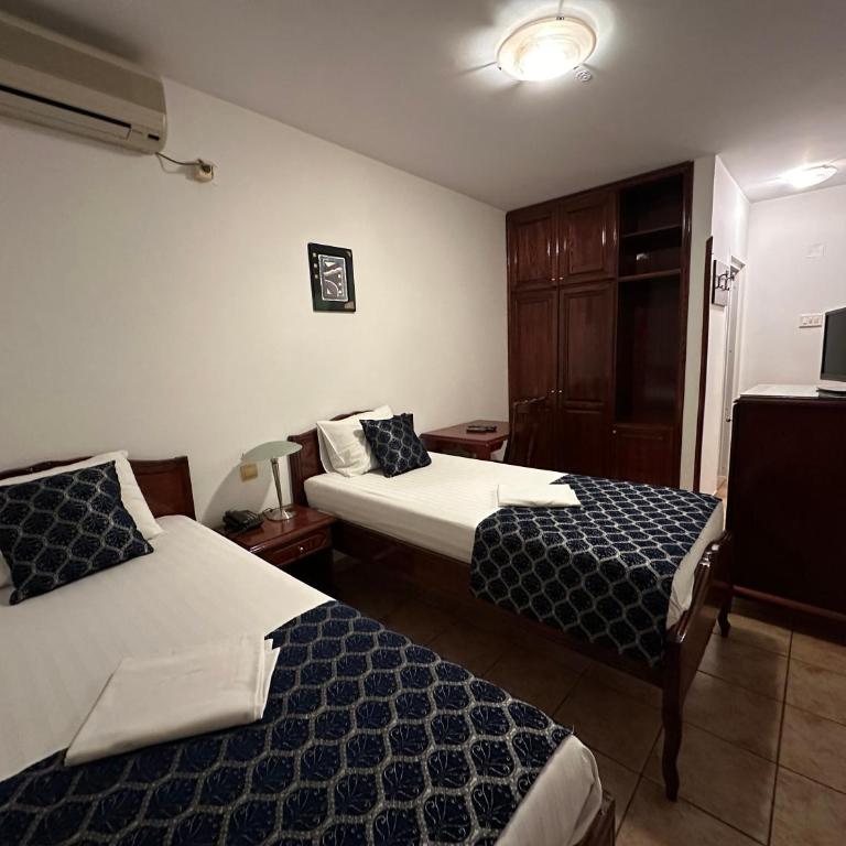 Beatrix Lux Hotel - Dvokrevetna Soba sa Zasebnim Krevetom i Sopstvenim Kupatilom - 1