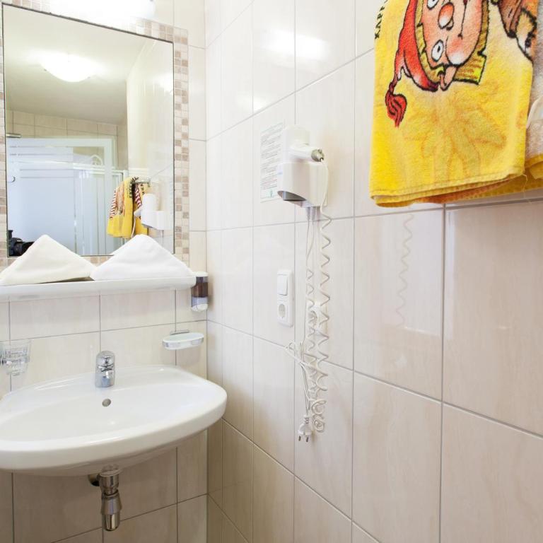 Hotel Garni DIAS - Doppelzimmer - 7
