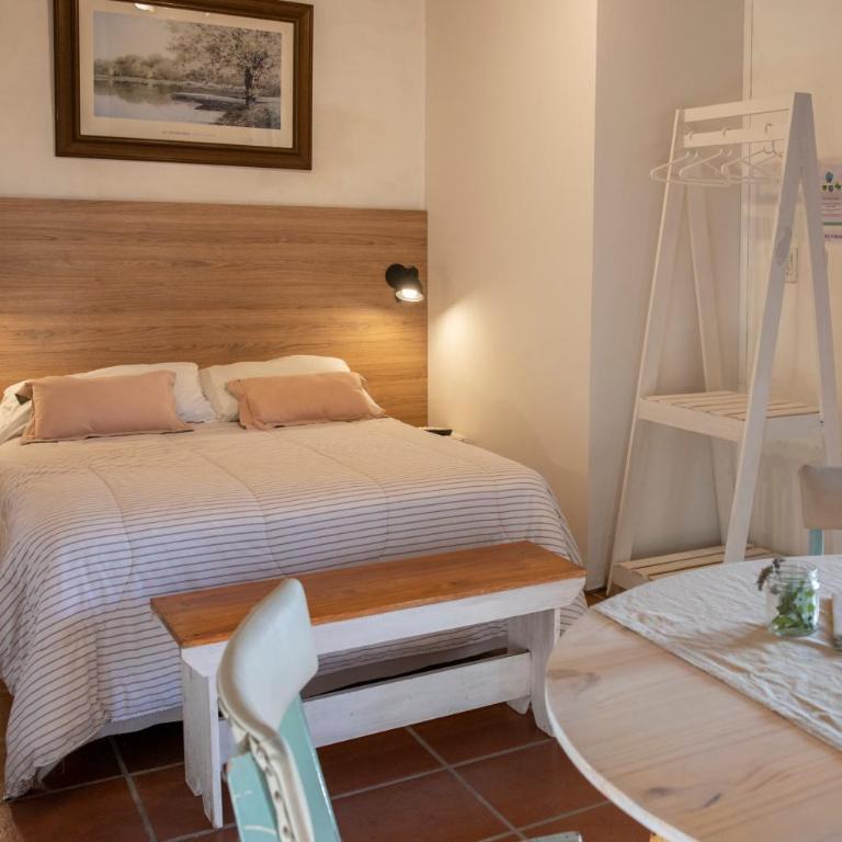 Raices Chivilcoy - Double Room with Private Bathroom - 2
