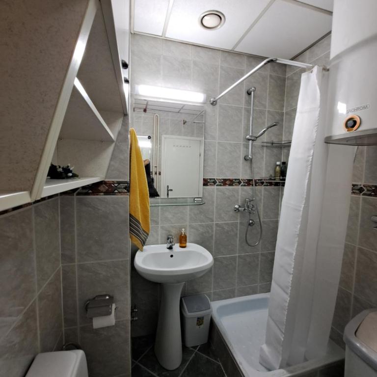 Ramonda - Apartman sa 1 Spavaćom Sobom - 7