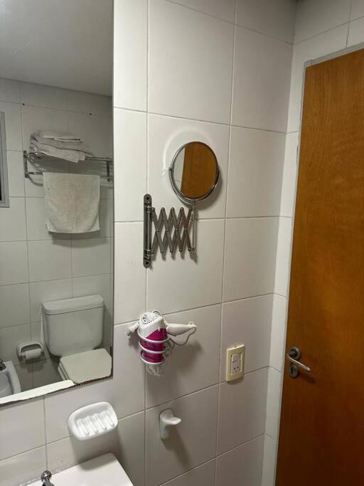 Semipiso Panoramico 2 habitaciones amplia cocina lavadero Parrilla y Cochera privada incluida a metros del subte - Apartamento Deluxe - 45