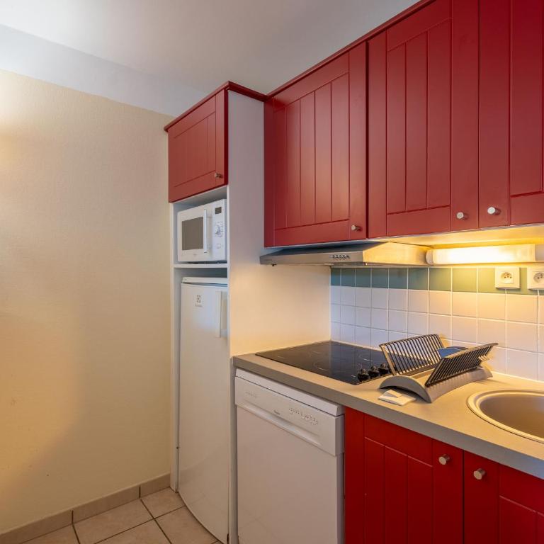 Appartement à Biscarrosse avec Piscine, Boulodrome et Terrasse – 7 Personnes, Ménage Inclus - FR-1-319-497 - Appartement - 12
