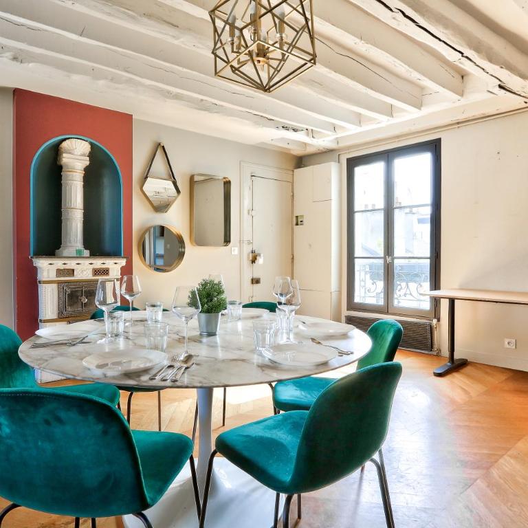 Le Marais Superb Apartment Terrace Paris Free Netflix - Apartamento con balcón - 10