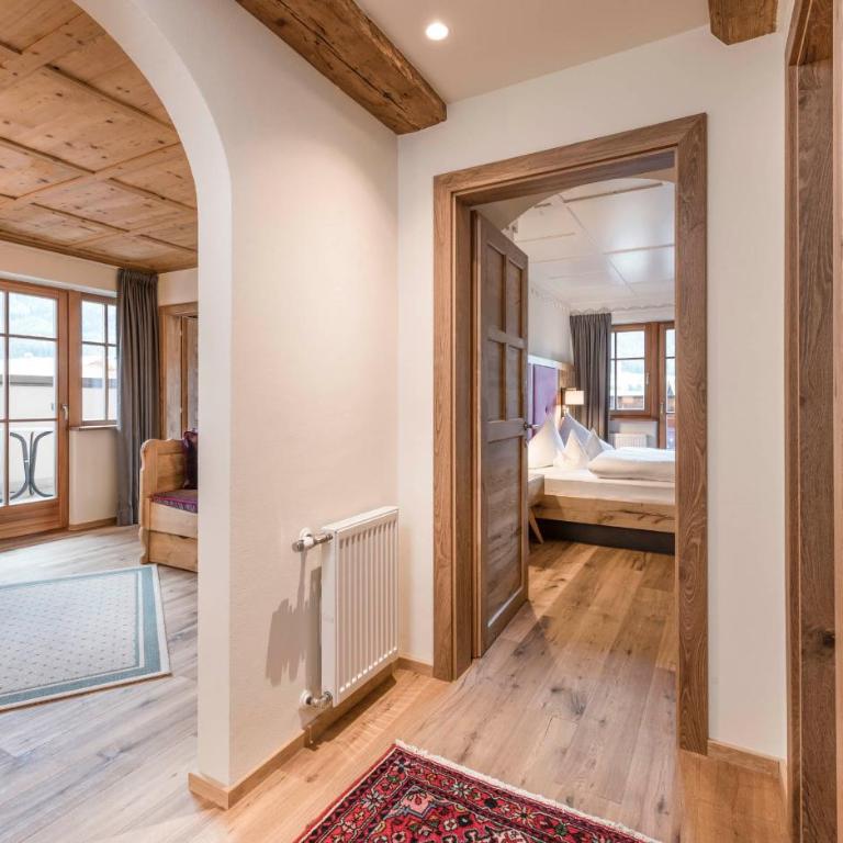 Mirabell Dolomites Hotel - Suite Deluxe - 3