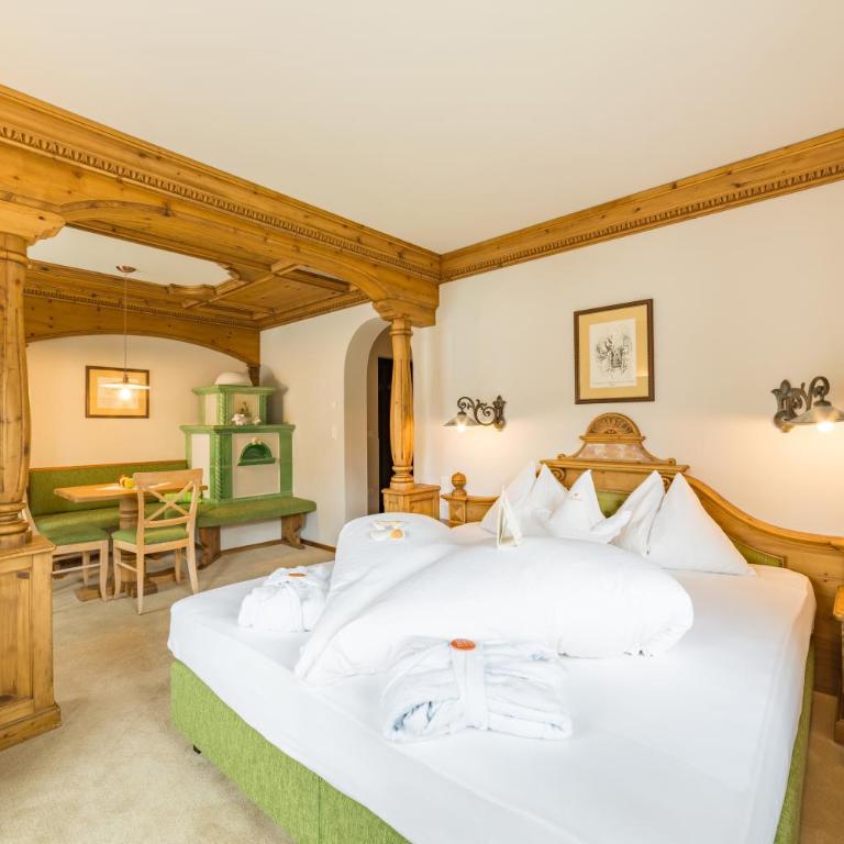 Mirabell Dolomites Hotel - Camera Matrimoniale con Balcone - 1