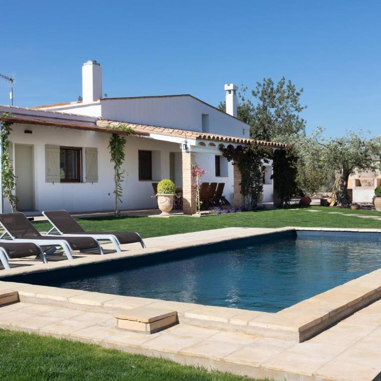 Santolina - Casa Rural en l'Ampolla con piscina privada, jardín y barbacoa - Deltavacaciones - Villa - 1