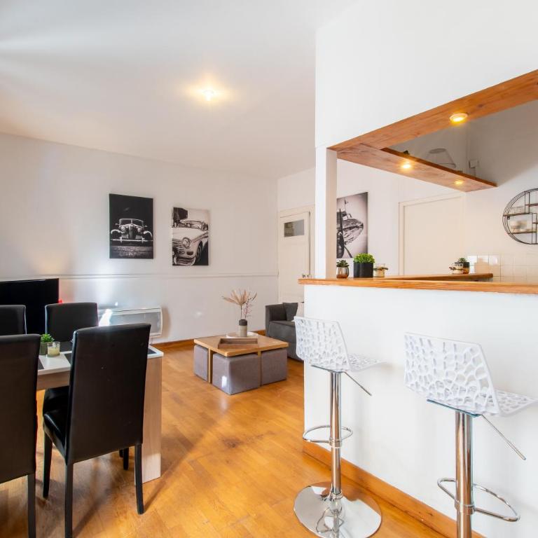 La Comédie de Montpellier - Appt chaleureux - Two-Bedroom Apartment - 2