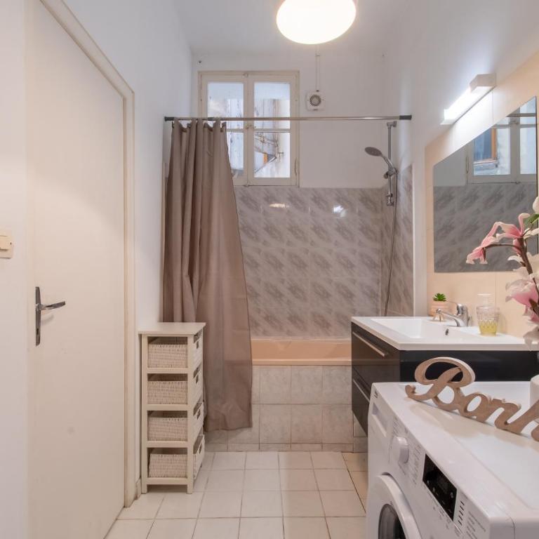 La Comédie de Montpellier - Appt chaleureux - Two-Bedroom Apartment - 11