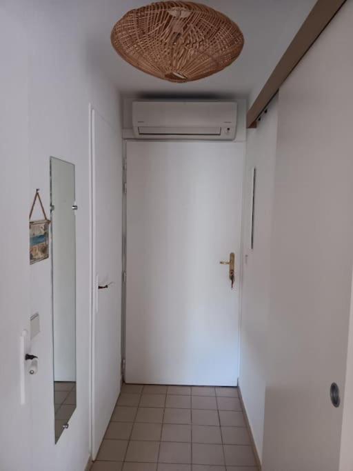 Vacances Bord de Mer résidence piscine tennis - Apartment mit 1 Schlafzimmer - 7