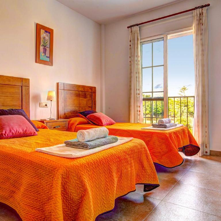 Villa Reyes by Villa Plus - Villa - 14
