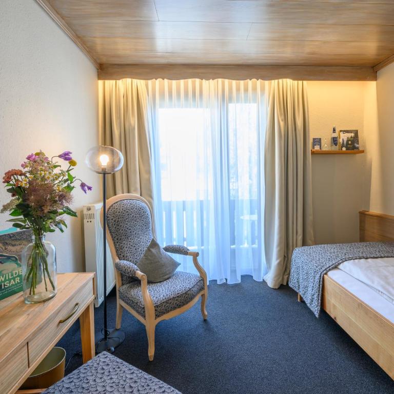 Biohotel Garmischer Hof - Allein & gemütlich - 3