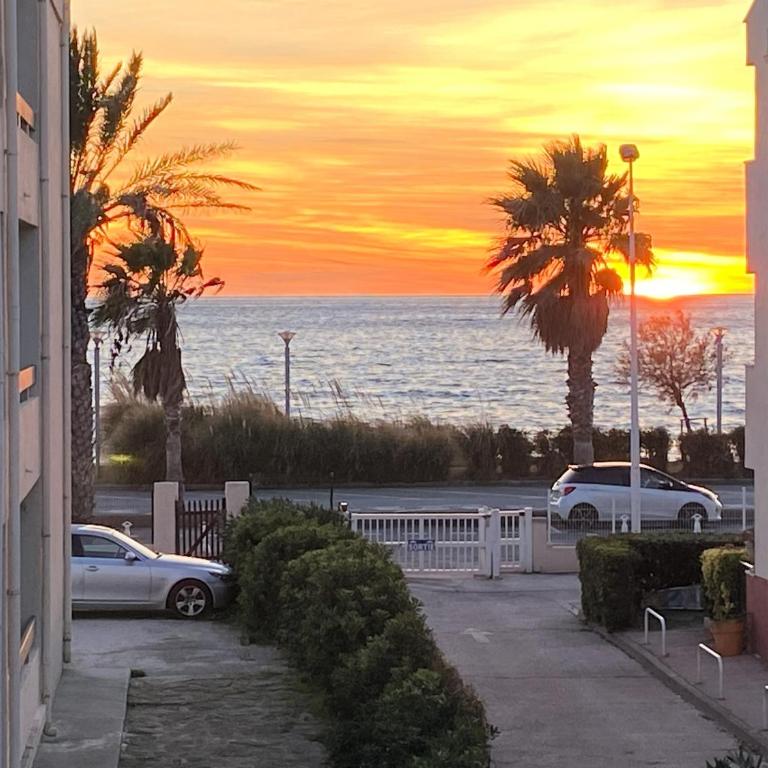 T3 vue mer à 80m de la plage - Appartement 2 Chambres - 1