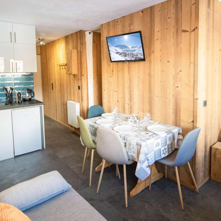 Appartement rénové Val Thorens - 4 pers, 2 chambres, balcon, plein cœur, proximité pistes, commerces - FR-1-637-35 - Appartamento (4 Adulti) - 9