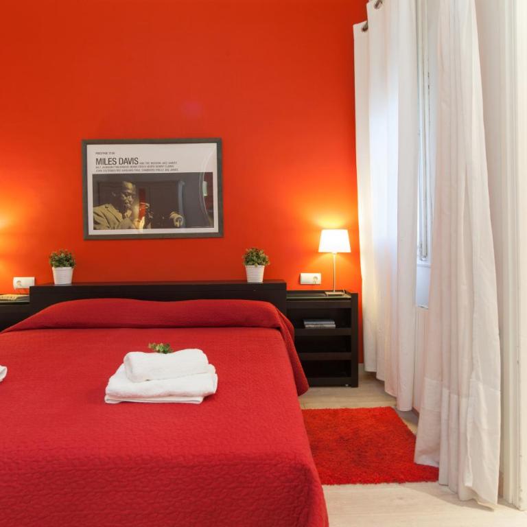 Housalia Sagrada Familia - Three-Bedroom Apartment A - Aragó 423 - 7