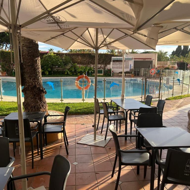 Moderno estudio y piscina a 50 metros de la playa - Apartamento de 1 dormitorio - 21