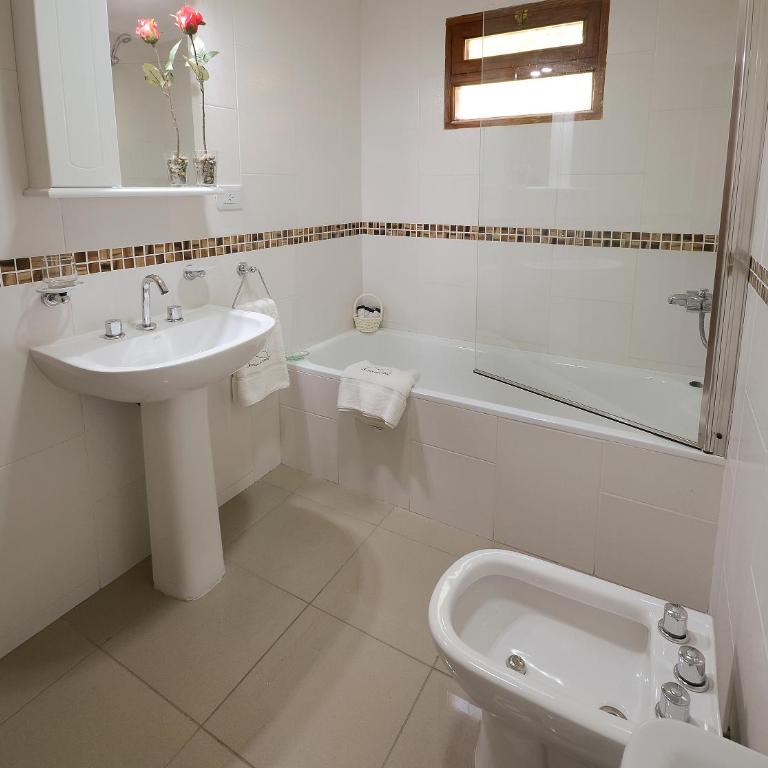 Villa Escondida - Two-Bedroom House - 5