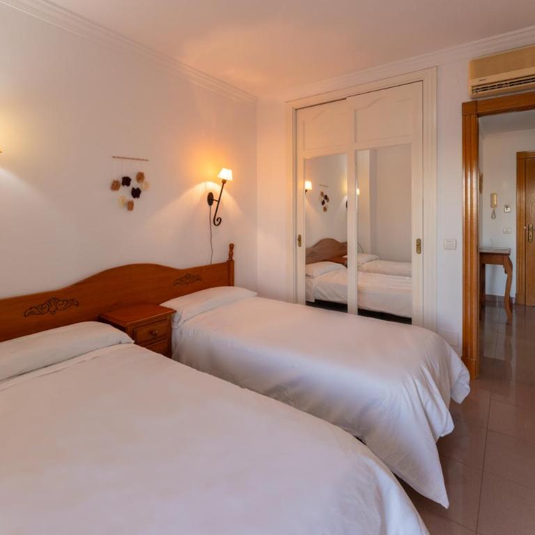 Apartamentos Solset Nerja - Apartamento con terraza y vistas al mar - 8