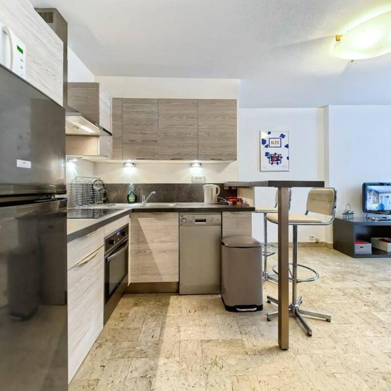 Superbe Appartement Près de la Gare-Clim-Wifi-Espace dedié au Travail - Appartement 2 Chambres - 2