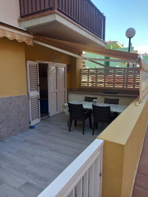 Apartamento en Tenerife- Candelaria Islas Canarias - Habitación Doble - 2 camas dobles - 12