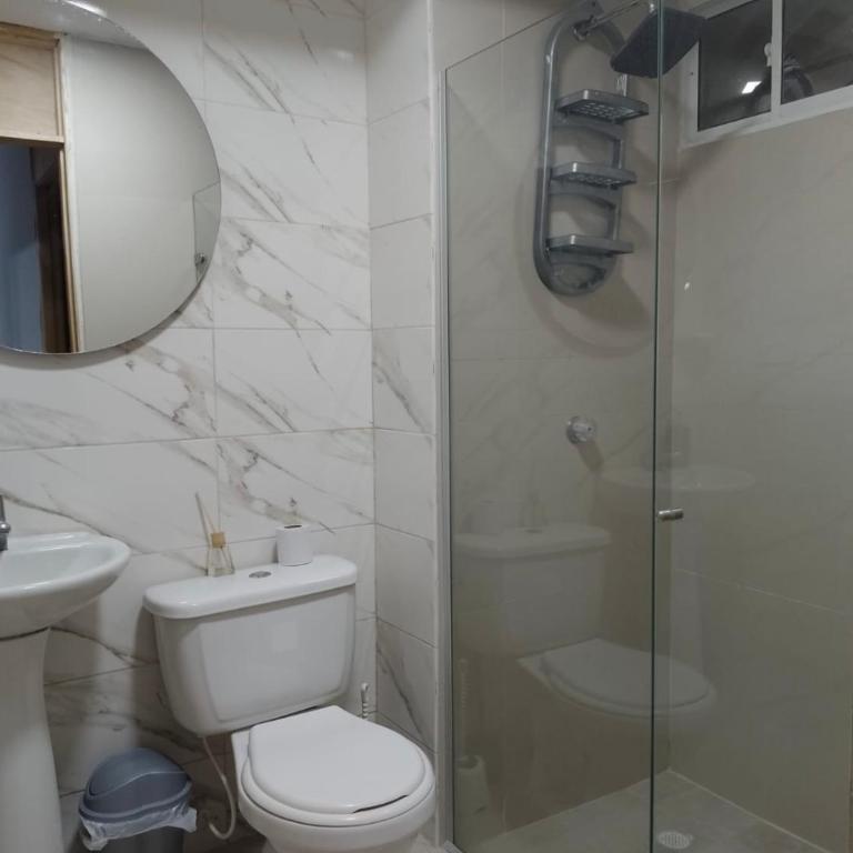 Apto 3 habit +2TV-Wifi, Netflix-Parqueadero gratis - Apartamento - 8